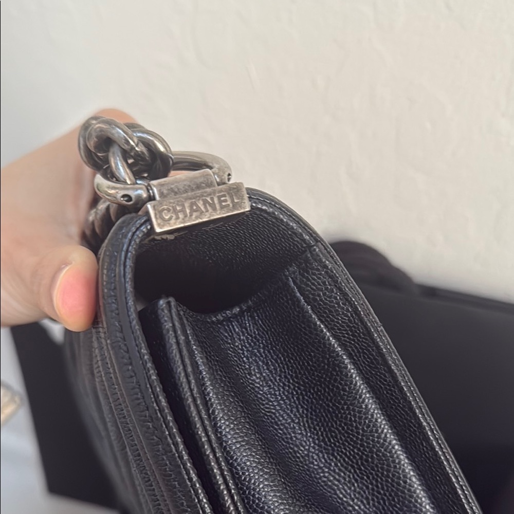 Small Chanel Boy Caviar  Black Quilted - Picture 5 of 15
